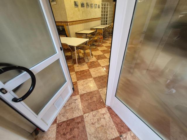 Oportunidad Única: Venta de Bar en Excelente Ubicación