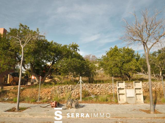 ¡Oportunidad Única! Venta de Parcelas en la Urbanización Fond de Somella, Vilanova i la Geltrú