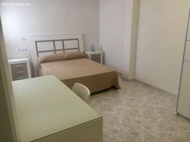 Oportunidad única: Vivienda de 2 dormitorios, impecable y con ascensor