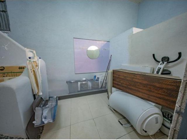 OPORTUNIDAD ÚNICA – VIVIENDA + LOCAL COMERCIAL DE 963 m2