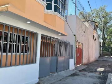 ? ¡OPORTUNIDAD ÚNICA! CASA AMPLIA EN VENTA EN ECATEPEC ?