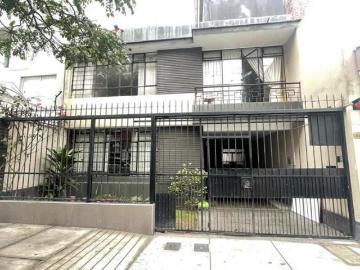 OPORTUNIDAD ÚNICA: CASA COMO TERRENO EN ZONA COMERCIAL IDEAL PARA PROYECTO DE 7 PISOS