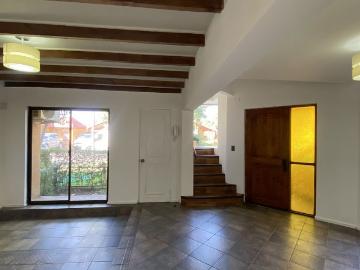 CASA EN VENTA EN SECTOR CENTRAL Y BIEN CONECTADO