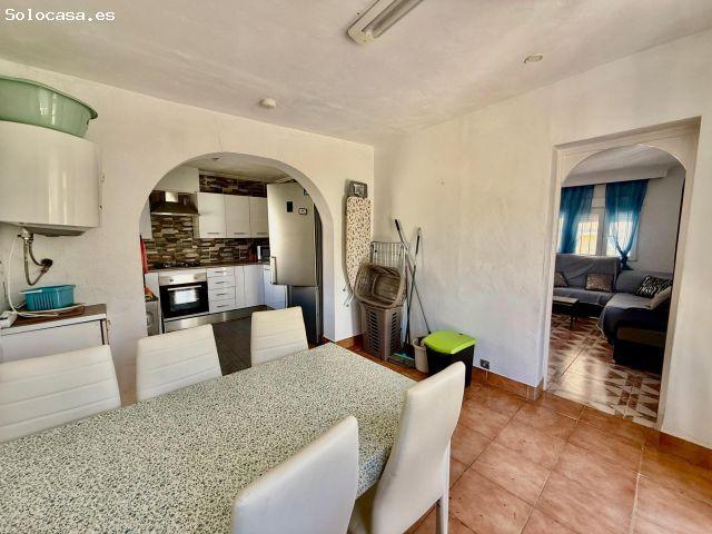 OPORTUNIDAD ÚNICA: CHALET INDEPENDIENTE CON PARCELA + LOCAL COMERCIAL EN BELLA ORXETA
