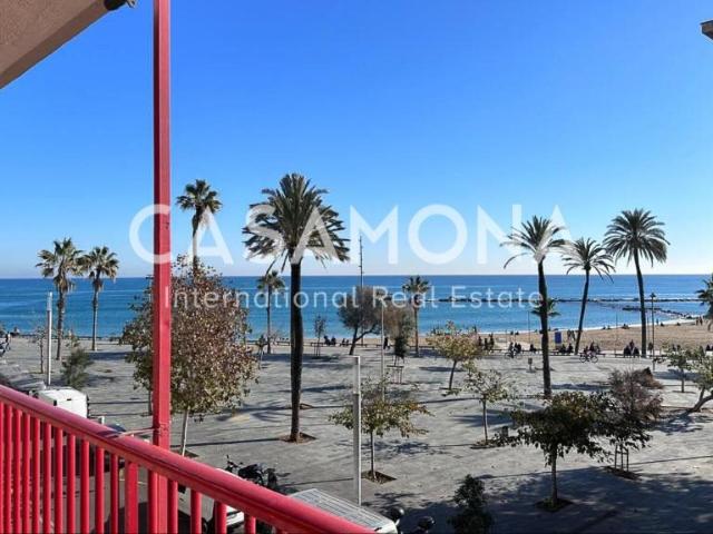 Oportunidad única con ascensor en la Barceloneta a reformar. 66m² Barcelona