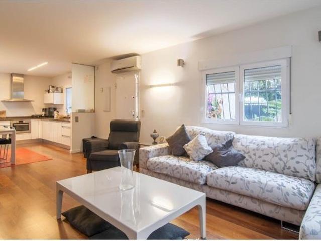Oportunidad Única: de Chalet con 3 Viviendas Independientes en Mutxamel / San Juan de Alicante ?