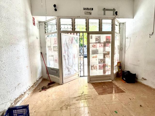 Oportunidad Única de Inversión en Pleno Corazón Comercial de Elche
