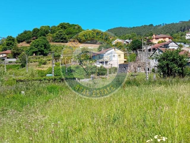¡Oportunidad única en Tebra Tomiño ! Parcela de 3689 m2 totalmente llana y lista para construir