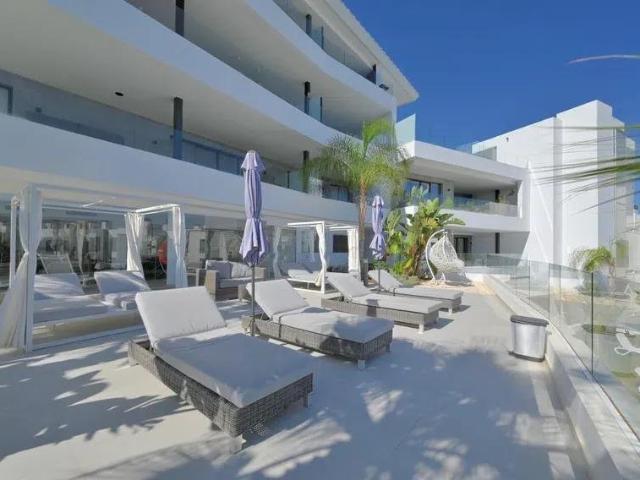 Oportunidad única en The View Fuengirola | 3 dormitorios en urbanización de lujo con spa y wellness center