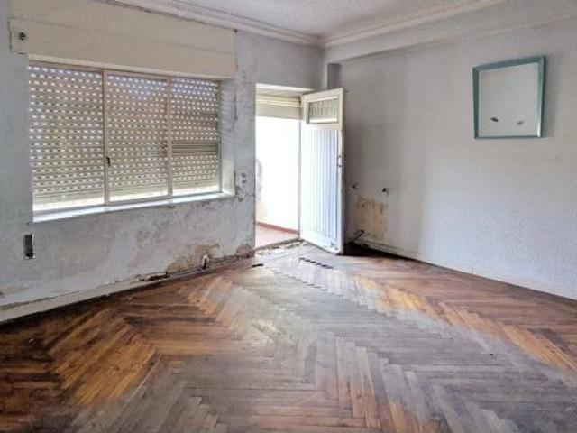 ¡Oportunidad Única en Torrelavega! Chalet Independiente en Venta