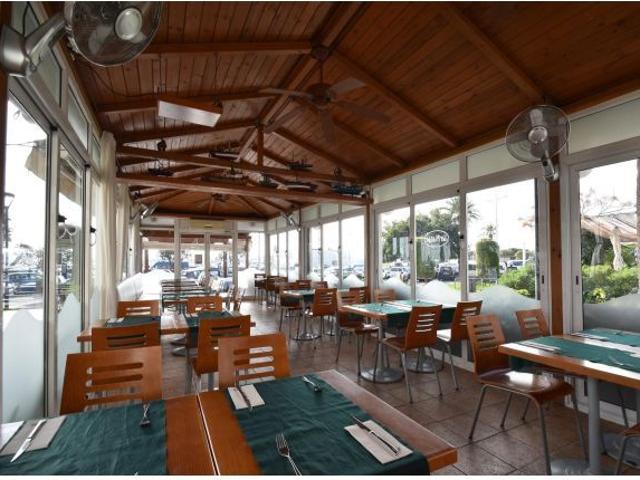 Oportunidad única en Vilanova: Se vende el conocido restaurante LA PLATJA