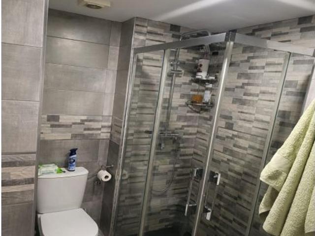 ¡Oportunidad Única en Badajoz! Piso Ideal con Piscina y Parking