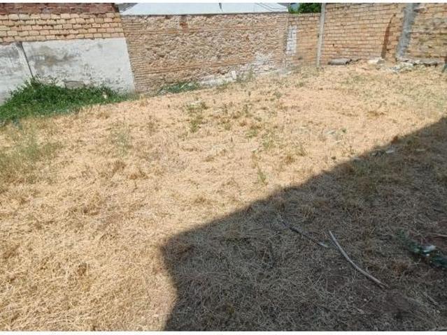 Oportunidad Única en Cabra: Solar Ideal para tu Proyecto Soñado