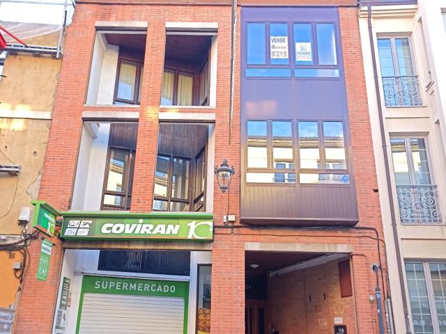 ¡Oportunidad única en el centro de León! Estudio para apartamentos turísticos