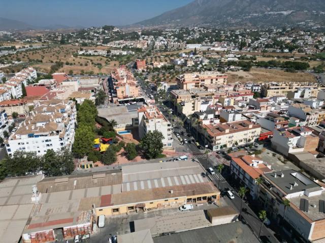 Oportunidad única en el corazón de Mijas – Nave industrial con vivienda y posibilidad de edificación