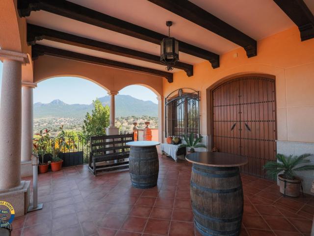 Oportunidad única en el corazón de Extremadura. Se vende espectacular finca de 12 hectáreas
