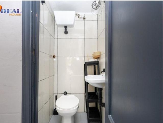 ¡Oportunidad Única en Granada! Local Comercial en Alhamar por solo €60,000