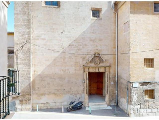 Oportunidad única en la histórica Calle Sant Jaume