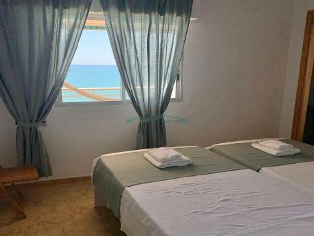 ¡Oportunidad única en la playa de Tavernes de la Valldigna!