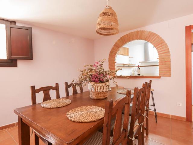 OPORTUNIDAD ÚNICA: ESPECTACULAR CASITA CON ENCANTO EN ADEMUZ CENTRO