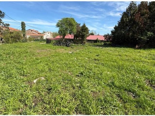 ¡Oportunidad Única! Finca Urbana de 1.855 m2 junto a San Vicente de la Barquera