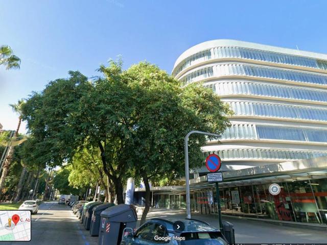 ¡Oportunidad Única! Garaje Cabinado en venta para dos coches, bicis, motos. en Avenida Europa, Murcia ciudad