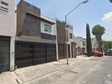 OPORTUNIDAD UNICA, HERMOSA CASA EN VENTA DE REMATE EN MONTERREY, N.L