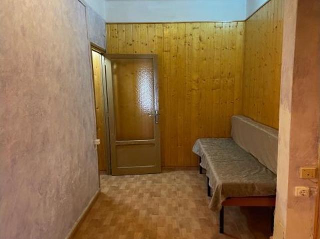 ¡Oportunidad Única! Local Comercial de 99 m² con Entrada para Vehículo
