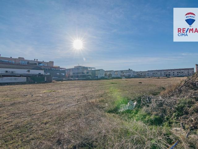 Oportunidad única para inversores y promotores inmobiliarios en Churriana de la Vega