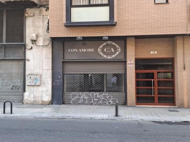 ✨ Oportunidad única para tu negocio en zona Universidad✨