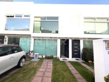 OPORTUNIDAD venta casa Fraccionamiento Quetzal. Cuautlancingo