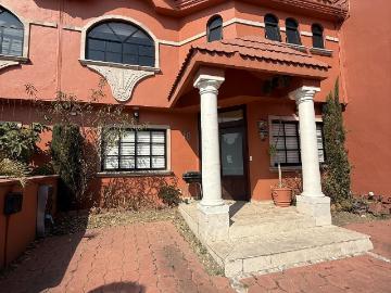 OPORTUNIDAD ! VENTA DE CASA EN BUGAMBILIAS