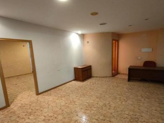 ¡OPORTUNIDAD VENTA DE LOCAL/OFICINA EN AVDA. ANDALUCÍA!