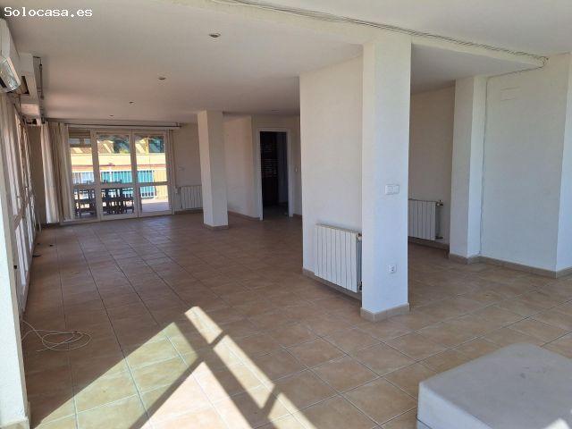 Oportunidad: Ático con terraza de 120 m2 en Alicante