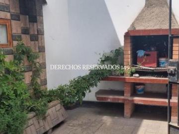¡Oportunidad! Casa a precio de terreno cerca al óvalo La Perla
