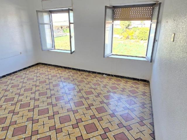 ¡OPORTUNIDAD! CASA CON TERRENO EN ALGUAZAS – IDEAL PARA DOS FAMILIAS
