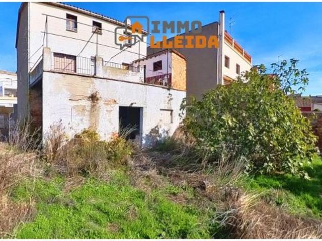 Oportunidad Casa con jardín en Bellcaire dUrgell