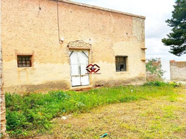 OPORTUNIDAD ! CASA DE CAMPO CON TERRENO PARA REFORMAR
