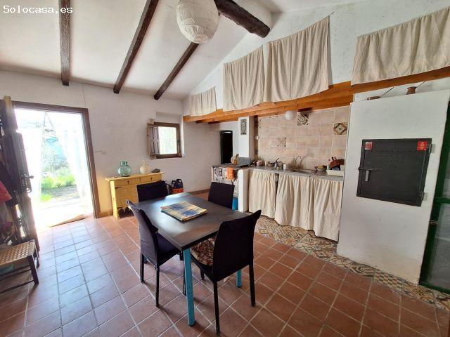 Oportunidad: Casa de campo en la excepcional montaña de la Font Roja a escasos 2 km de Alcoy
