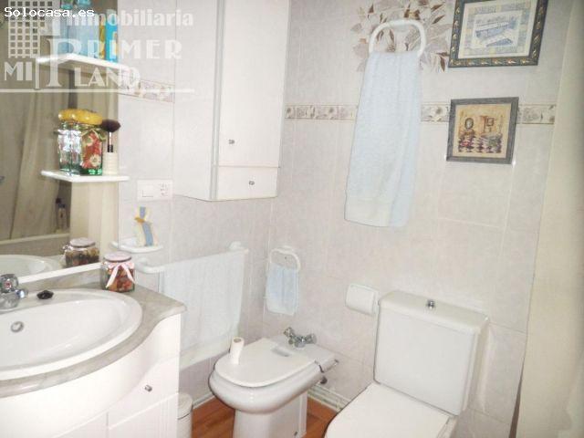 ¡OPORTUNIDAD! CASA DE 2 PLANTAS CON PATIO Y GARAJE, JUNTO A DON VICTOR PEÑASCO POR SOLO 120.000€