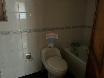Oportunidad: casa de 6 dormitorios, portal dehesa | 6 Dormitorios por 19000.00 en Lo Barnechea