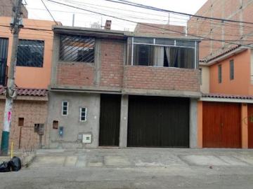 Oportunidad Casa En Los Olivos Urb. Las Palmeras