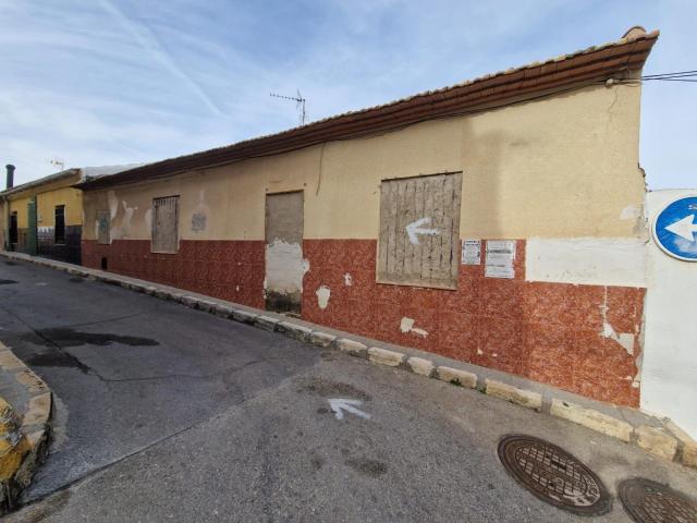OPORTUNIDAD CASA EN PETRER