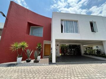 OPORTUNIDAD Casa en Venta a solo 4 mins de Town Square Metepec