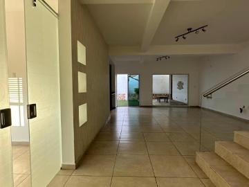 OPORTUNIDAD CASA EN VENTA CON ESTUDIO, JURIQUILLA QUERETARO