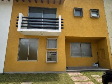 OPORTUNIDAD Casa en Venta en Privanza Residencial Tlajomulco