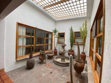 OPORTUNIDAD! Casa en Venta, privada en San Lorenzo Tula de Allende