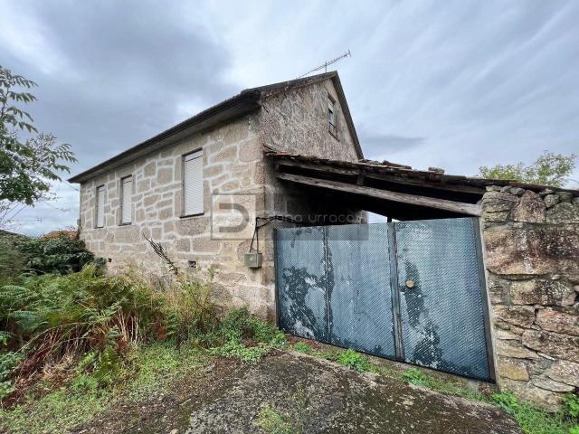 Oportunidad Casa Rustica Con Gran Terreno En As Neves Precio. 90m² As Neves