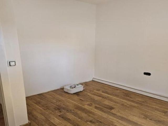 Oportunidad: Chalet en venta en Montroy Polígono 14 a tan solo 10 minutos del centro, Cuenta con u