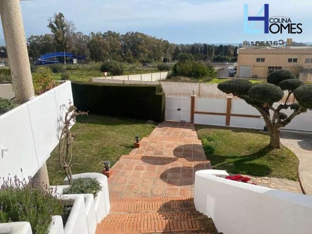 Oportunidad! Chalet Independiente. Oportunidad! Chalet Indep. 274m² Churriana
